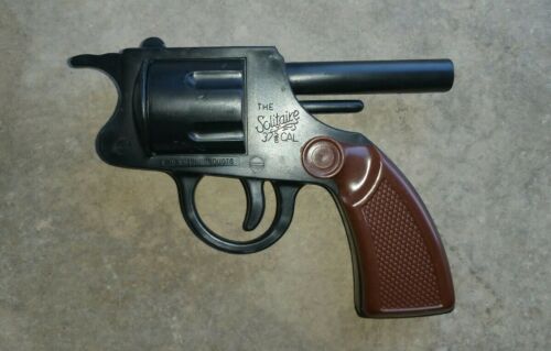Vintage Toy Gun - Polish Target Pistol Solitaire 37 5/8 Hewmar Backward Novelty